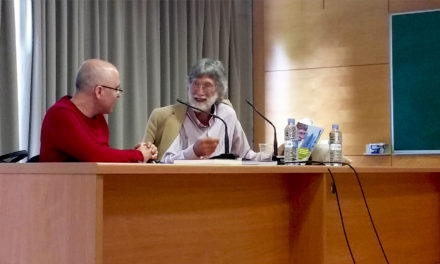 Un apassionat de la literatura catalana: crònica i fotografies de la trobada amb Til Stegmann
